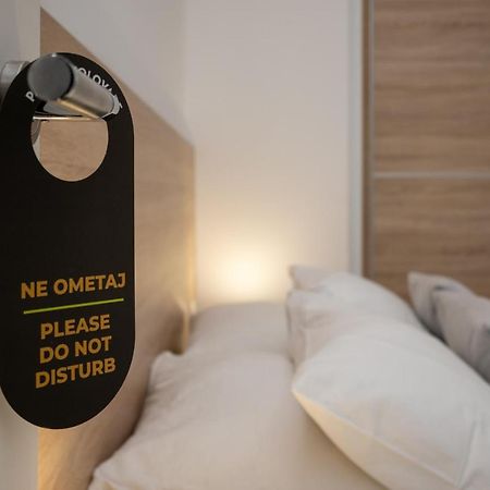 Apartments Palace Kolovare Задар Екстериор снимка