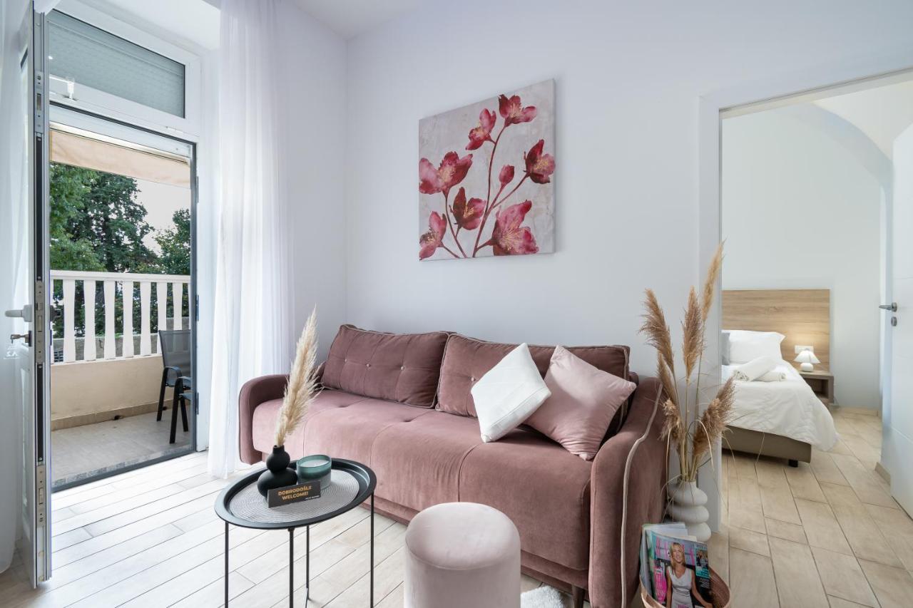 Apartments Palace Kolovare Задар Екстериор снимка