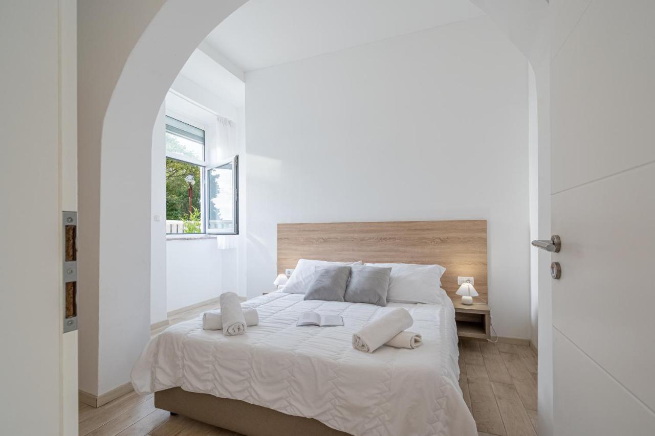 Apartments Palace Kolovare Задар Екстериор снимка