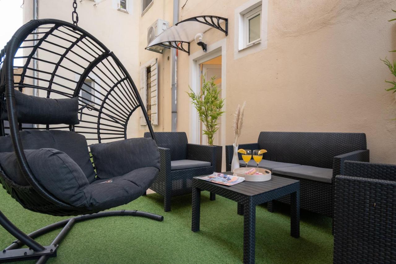 Apartments Palace Kolovare Задар Екстериор снимка